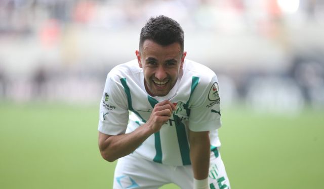 Bursaspor’da 4 futbolcu ile yollar ayrılıyor