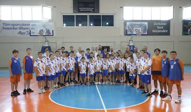 İnegöl’de 1.792 öğrenci yaz spor okullarında buluştu