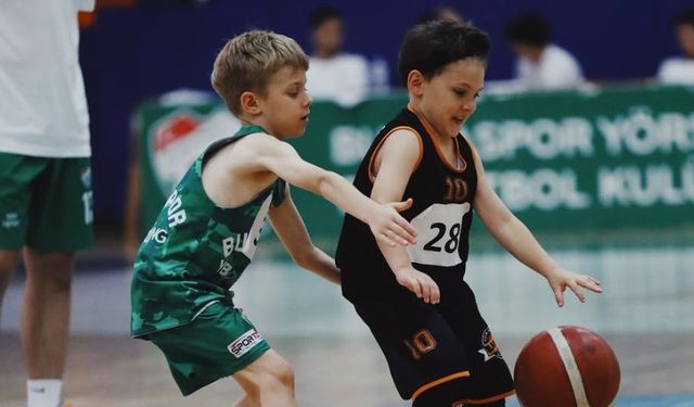 Bursaspor Basketbol Akademi’de kayıtlar sürüyor