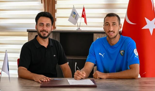 Karacabey Belediyespor’da yeni transfer! Tayyip Mevlüt Kaya imzayı attı