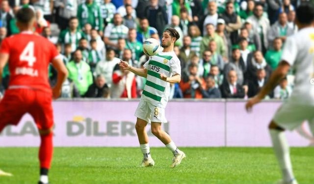 Bursaspor’da Furkan Özyapı’ya veda, Furkan Saki kiralık gönderildi