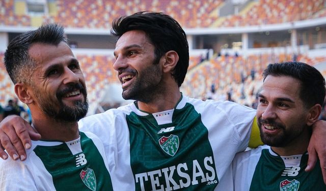 Bursaspor kaptanı 11 yıl sonra dubleyle döndü