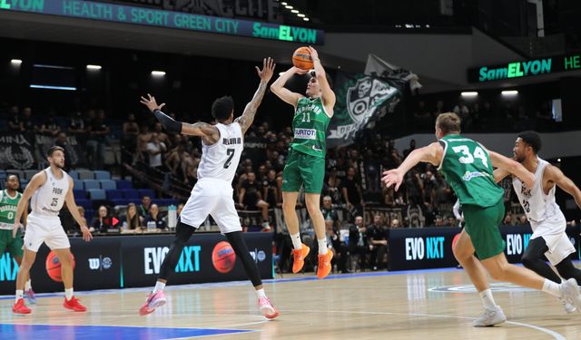 Bursaspor Basketbol PAOK’u farklı geçti finale yükseldi