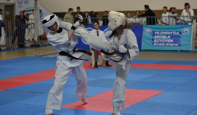 Yıldırım Belediyesi karate turnuvasında 37 madalya ile şampiyon