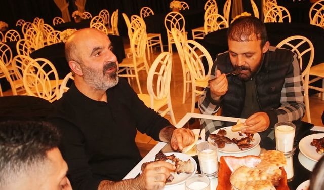Başkan Çamlıdağ’dan şampiyonluk yemeği: “Birlik ve beraberliğimizin eseri”