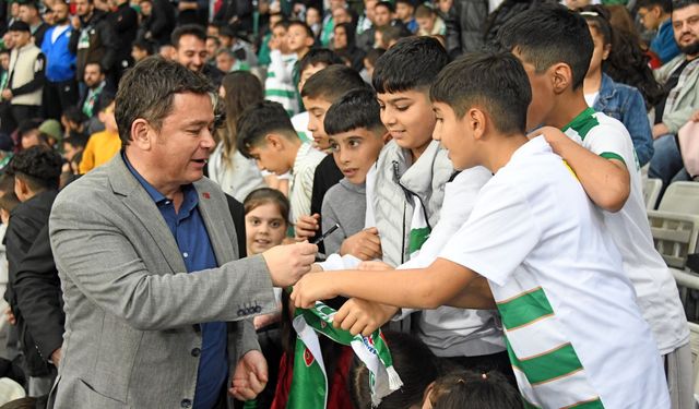 Osmangazi 120 çocuğu Bursaspor maçıyla buluşturdu