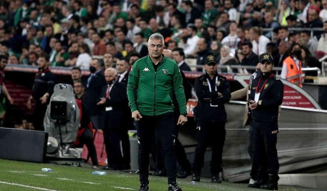 Bursaspor’da yeni teknik direktör için 3 aday