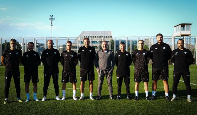 Bursaspor'da Tahsin Tam'ın ekibi belli oldu