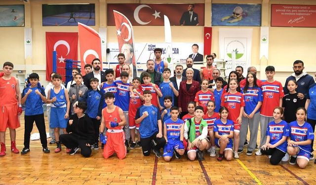 Osmangazi Belediyespor’dan Cumhuriyet Bayramı’na özel boks turnuvası