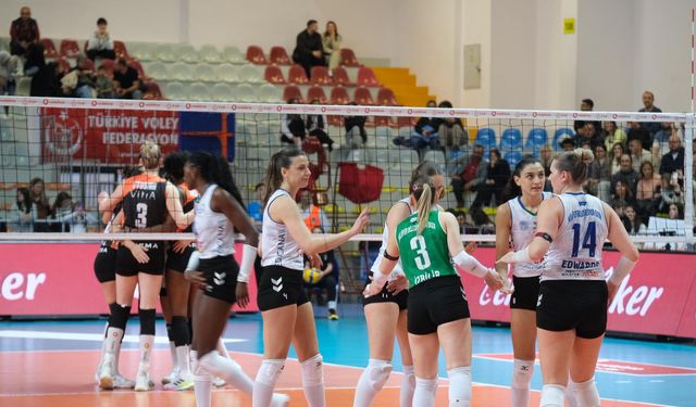 Nilüfer Belediyespor Eker Eczacıbaşı Dynavit’i 3-1 mağlup etti