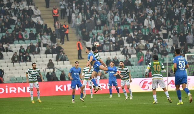 Bursaspor taraftarı hafta içinde stadı doldurdu