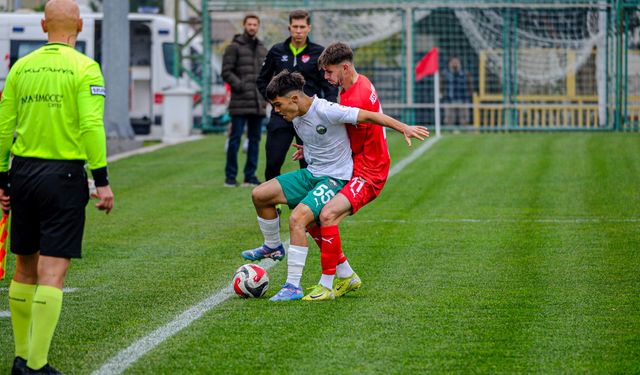 Nilüfer deplasmanda kayıp Kestel Çilekspor 2-1 kazandı