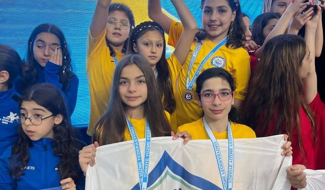 Yıldırım Belediyespor yüzmede Türkiye finalinde büyük başarı