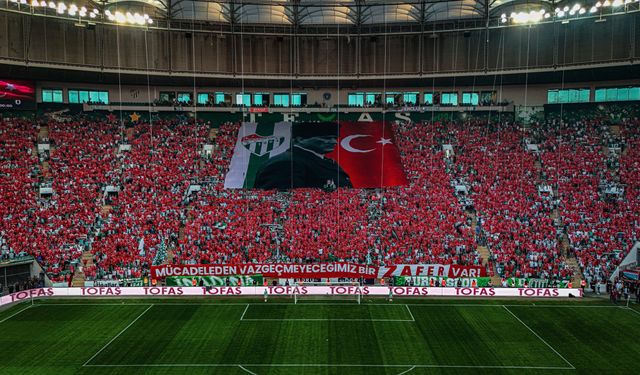 Bursaspor maçında tribünler Türk bayraklarıyla dolacak