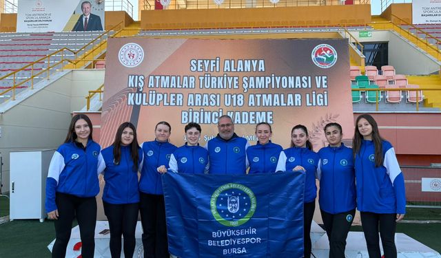 Büyükşehirli atletlerden Mersin’de madalya yağmuru