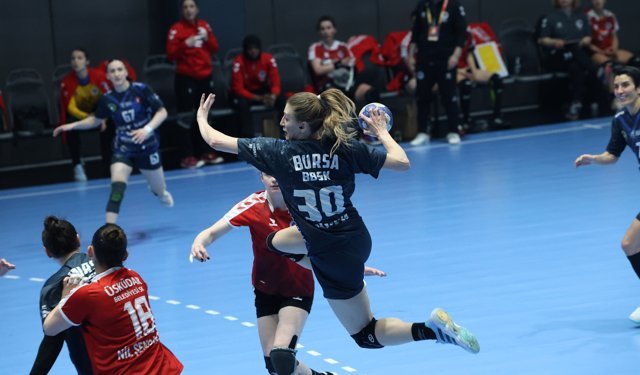 Bursa Büyükşehir Belediyespor zirvedeki yerini korudu