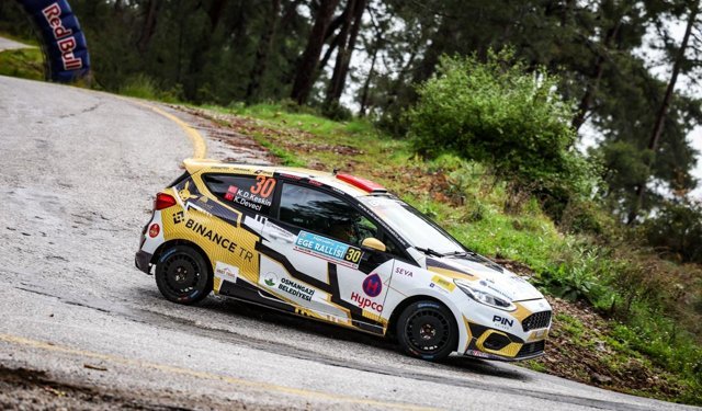 Kübra Denizci Keskin’den sezon açılışında çifte kupa