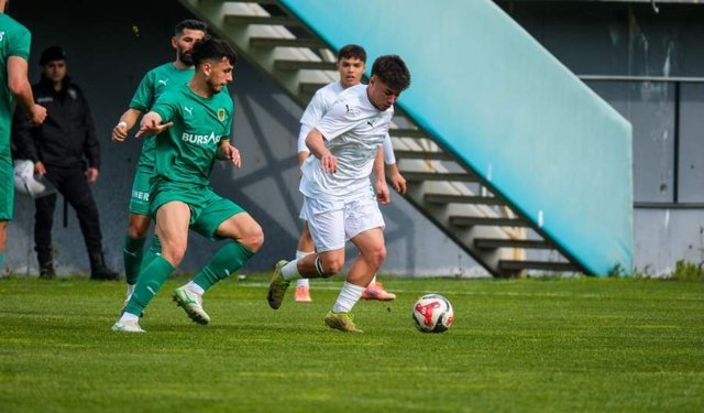 Bursa Nilüfer Futbol A.Ş. evinde geriden gelip kazandı