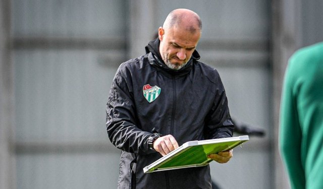 Bursaspor taktik çalışmalarıyla günü tamamladı