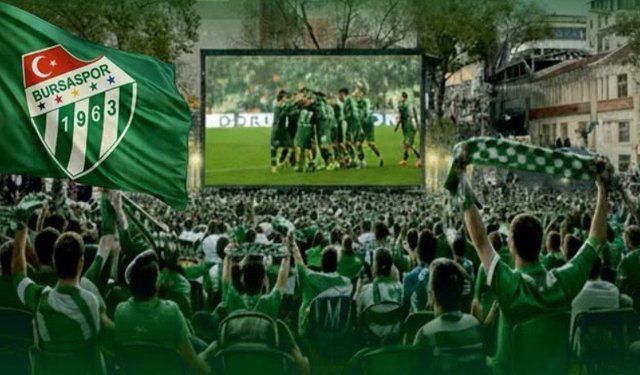 Orhangazi'de şampiyonluk maçı dev ekranda