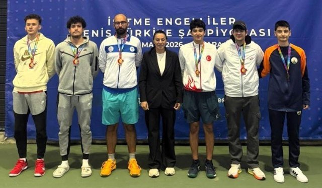Osmangazi tenis takımı Türkiye’de zirvede
