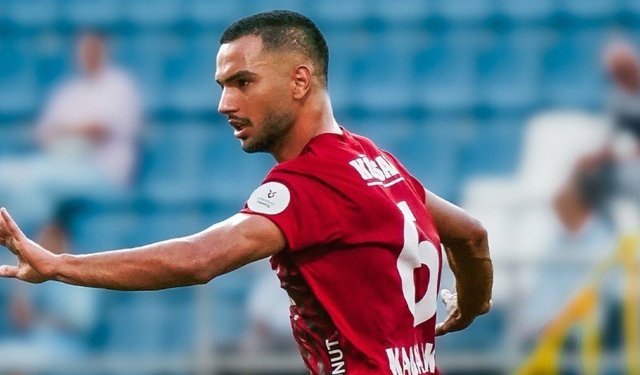 Bursaspor’da orta sahaya Süper Lig takviyesi