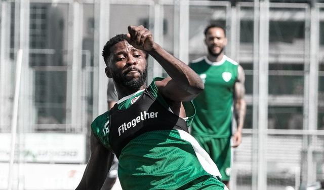 Özlüce'de tempolu çalışma: Bursaspor sabah antrenmanını tamamladı