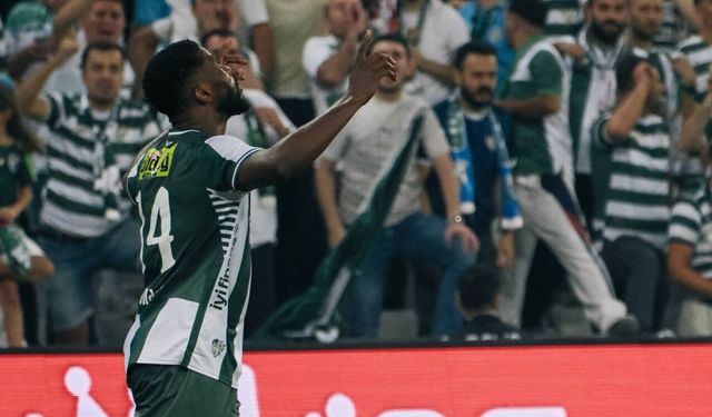 Bursaspor evinde şov yaptı: İstanbulspor'u 4 golle devirdi