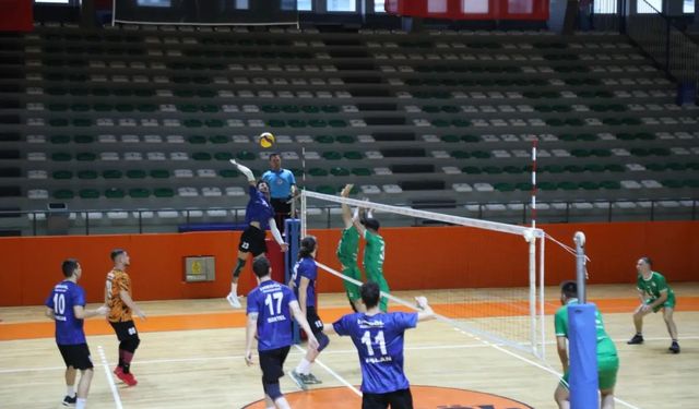 İnegöl Belediyespor filede Güner Karakaya'yı ağırlıyor