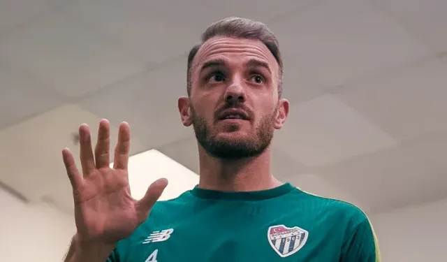 Bursaspor'da Kaptan Ersoy konuştu: "En büyük hediye şampiyonluk"