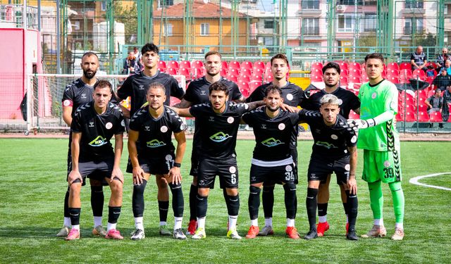 Gemlik Sümerbey Kupada tur atladı: Uşak Spor'u 2-0 mağlup etti