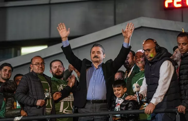 Bursaspor taraftarına övgü dolu sözler