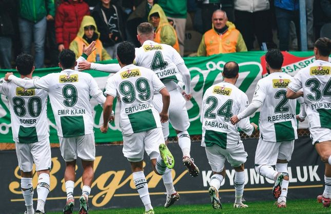 Bursaspor yeniden zirveye çıktı