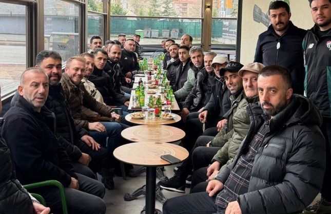 Teksas'tan Beşiktaş taraftar grubu çArşı'ya teşekkür