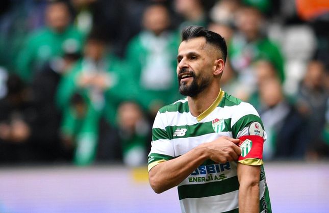 Bursaspor İlhan Depe ile sözleşme yeniledi