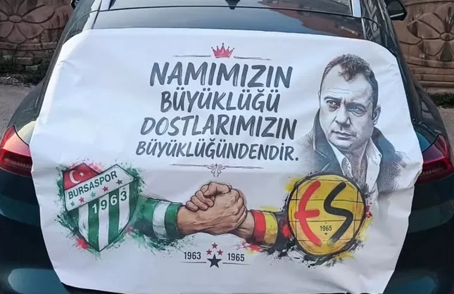 Bursaspor taraftarlarının araç pankartları hazır