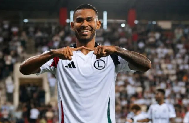 Bursaspor'da ilk öne çıkan isim Juergen Elitim