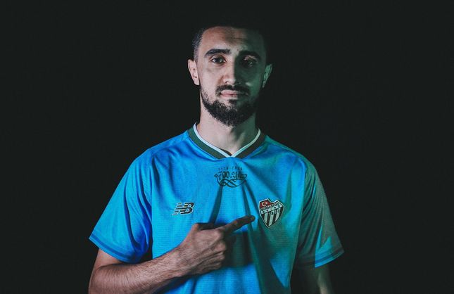 Bursaspor'a Azerbaycan'dan sol bek: Toral Bayramov