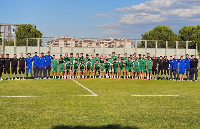 Bursaspor sahaya indi, Mustafa Er yol haritasını çizdi