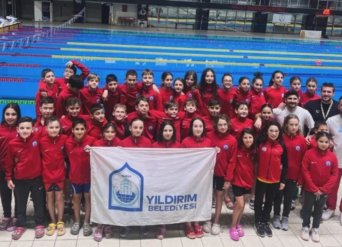 Yıldırımlı sporcular gururlandırdı