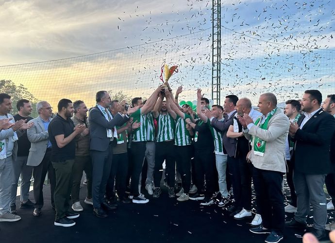 Kestel Belediyespor Şampiyonluk yemeğinde buluştu