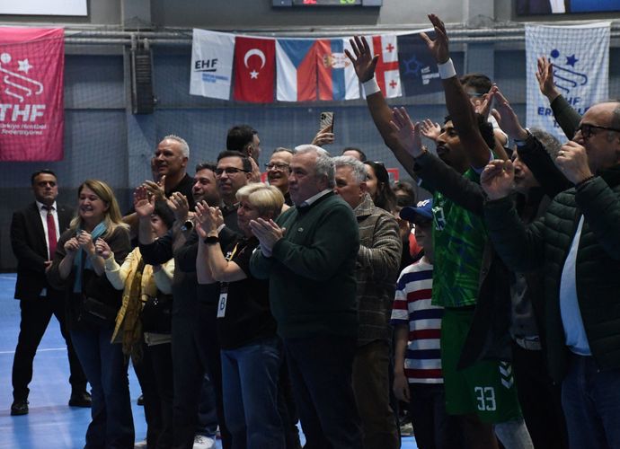 Nilüfer Belediyespor Avrupa’da çeyrek finale yükseldi