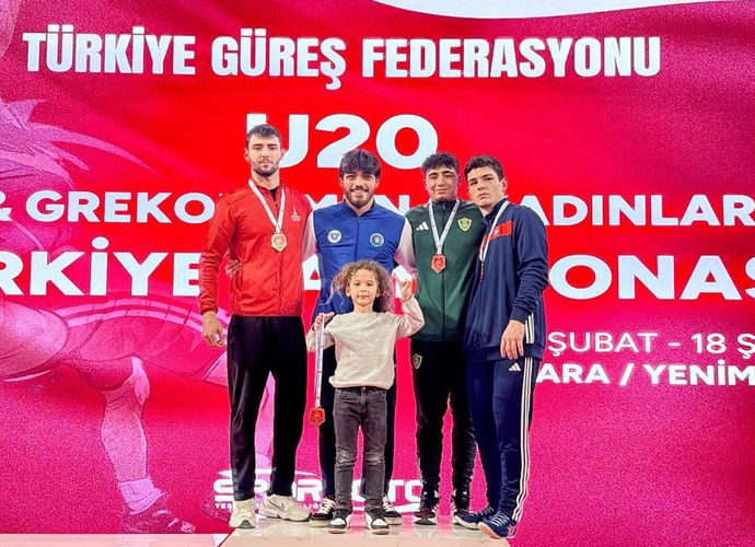 Bursalı güreşçiler Türkiye Şampiyonası’nda parladı