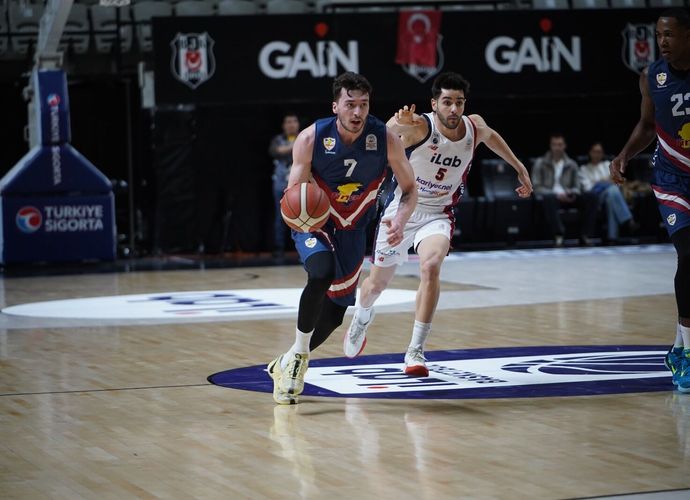 Final Spor deplasmanda iLab’i 85-81 yendi