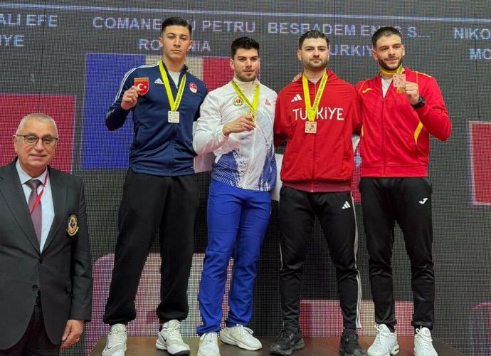 Bursalı karateciden uluslararası madalya başarısı