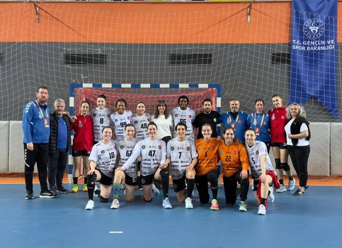 Bursa Büyükşehir deplasmanda şov yaptı