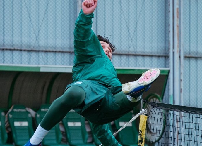 Şampiyon, Aliağa FK hazırlıklarına başladı