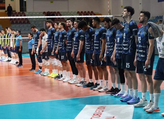 Bursa Büyükşehir Belediyespor 1-3 Fenerbahçe Medicana