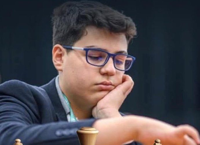 Bursalı Yağız Kaan Erdoğmuş dünya satranç tarihine geçti