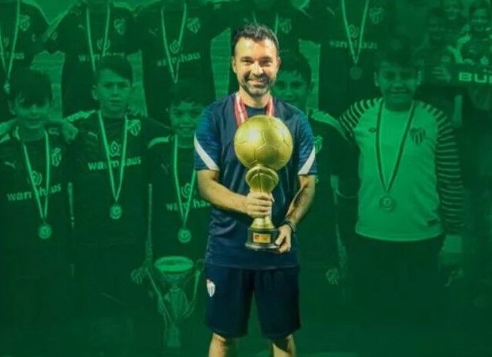 Vakıfköy'de Tayfun Karaosmanoğlu dönemi!
